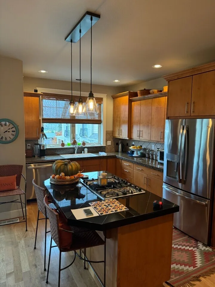 Modern Kitchen Remodel in Vancouver, WA 98661 — before